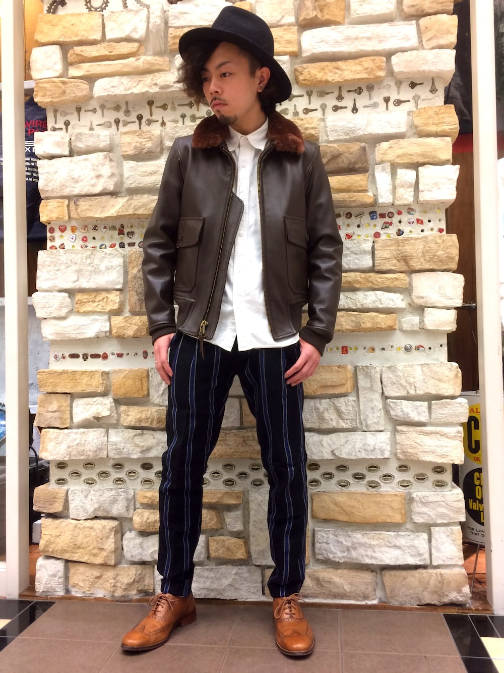 G-1 MIL-J-7823D / レザージャケット / AVIREX / アヴィレックスを使っ