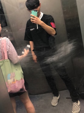 「24/7TOKYOのアイテム（ポロシャツ、ブラック系）」を使った、ハルトさん（メンズ）の冬コーディネート