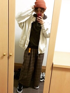 「TOMMY HILFIGER」｜「アイテム（ナイロンジャケット）」を使った、2424さん（メンズ・176cm）の秋コーディネート