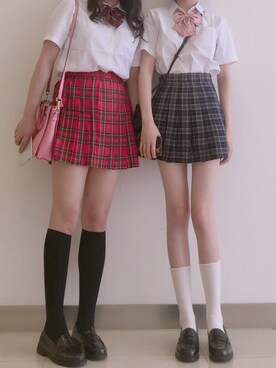 「LOUIS VUITTON（ルイヴィトン）のアイテム（ショルダーバッグ、ブラウン系）」を使った、CHAEYEAHさん（レディース・168cm）の秋コーディネート