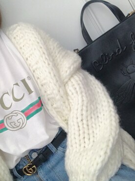 「GUCCI（グッチ）のアイテム（トートバッグ、ブラック系）」を使った、CHAEYEAHさん（レディース・168cm）の秋コーディネート