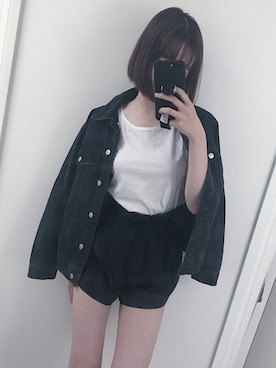 「aliceMcCALL（アリスマッコール）のアイテム（カーゴパンツ、ブラック系）」を使った、CHAEYEAHさん（レディース・168cm）の秋コーディネート