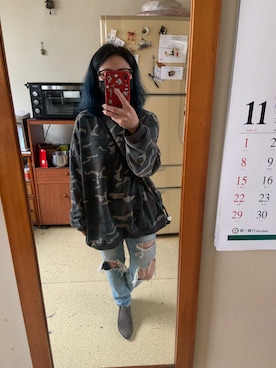 「oversize」｜「アイテム（スウェット）」を使った、培333さん（レディース・153cm）の秋コーディネート