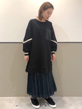 「SUPERGA（スペルガ）のアイテム」を使った、mihoさん（レディース・160cm）の秋コーディネート