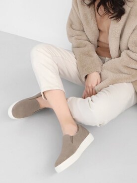 「韓国スタイル」｜「アイテム（スリッポン）」を使った、SAPPUN(サプン公式)さん（レディース・168cm）の冬コーディネート