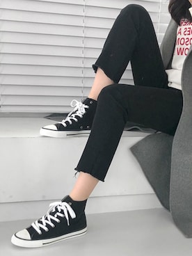 「アイテム（スニーカー、イエロー系）」を使った、SAPPUN(サプン公式)さん（レディース・168cm）の冬コーディネート