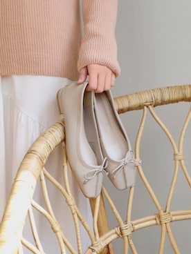 「アイテム（バレエシューズ、グレー系）」を使った、SAPPUN(サプン公式)さん（レディース・168cm）の春コーディネート