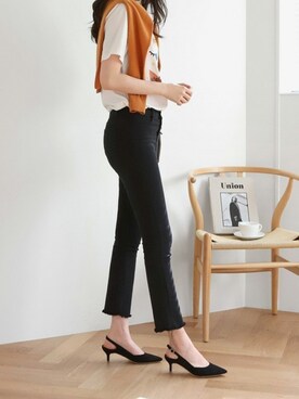 「アイテム（サンダル、グリーン系）」を使った、SAPPUN(サプン公式)さん（レディース・168cm）の春コーディネート