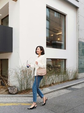 「アイテム（パンプス、イエロー系）」を使った、SAPPUN(サプン公式)さん（レディース・168cm）の春コーディネート