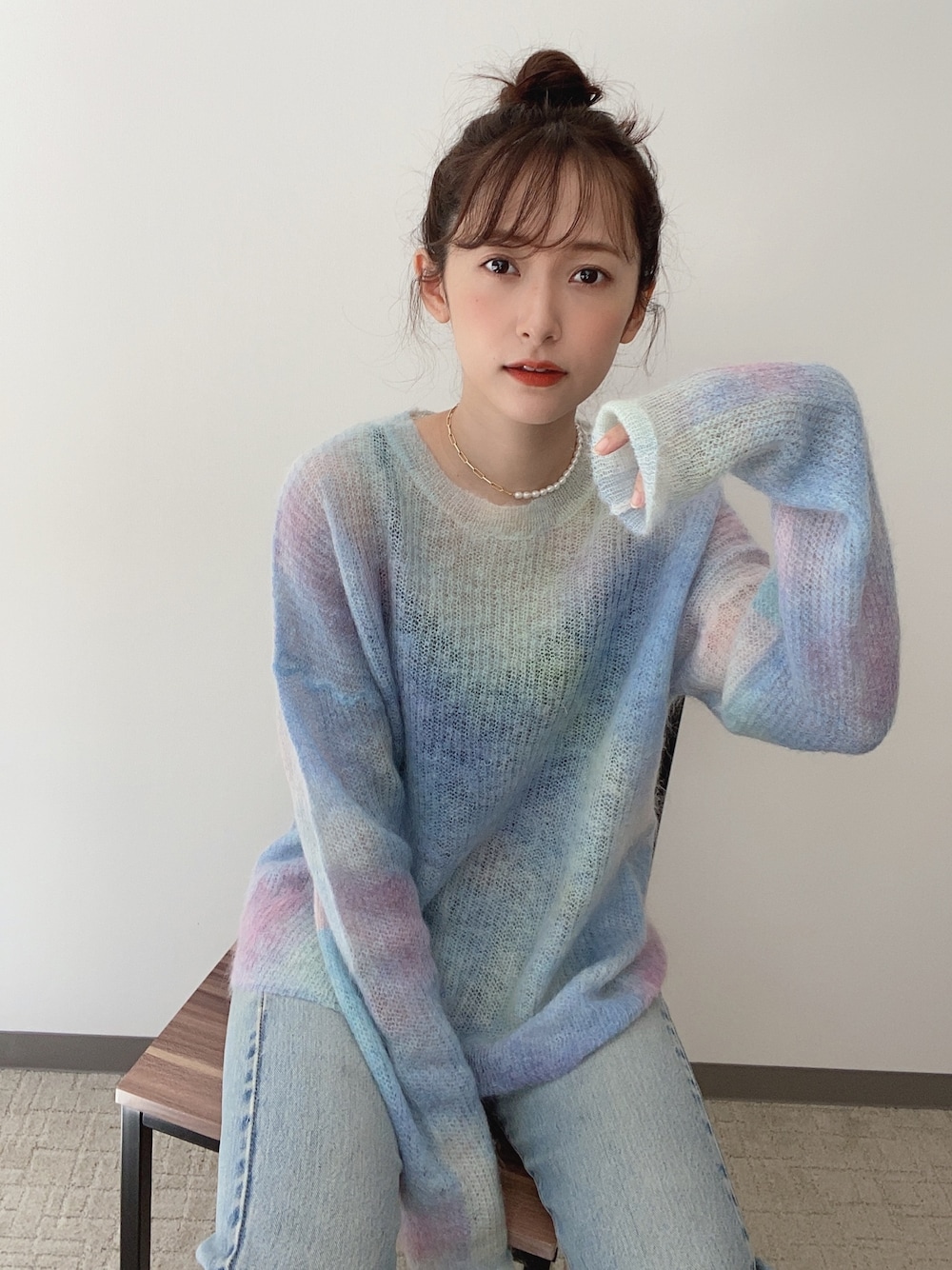 「オトナカジュアル、秋コーデ、パンツスタイル」｜「POCHERのアイテム（ネックレス、ゴールド系）」を使った、あわつまいさん（レディース・153cm）の秋コーディネートの1枚目の写真