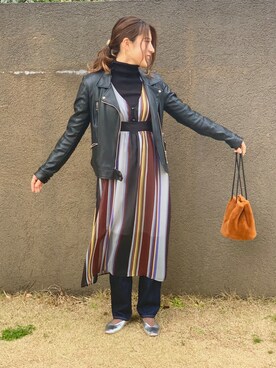 「ストライプワンピース」｜「アイテム（ライダースジャケット）」を使った、cariiinさん（レディース・165cm）の春コーディネート