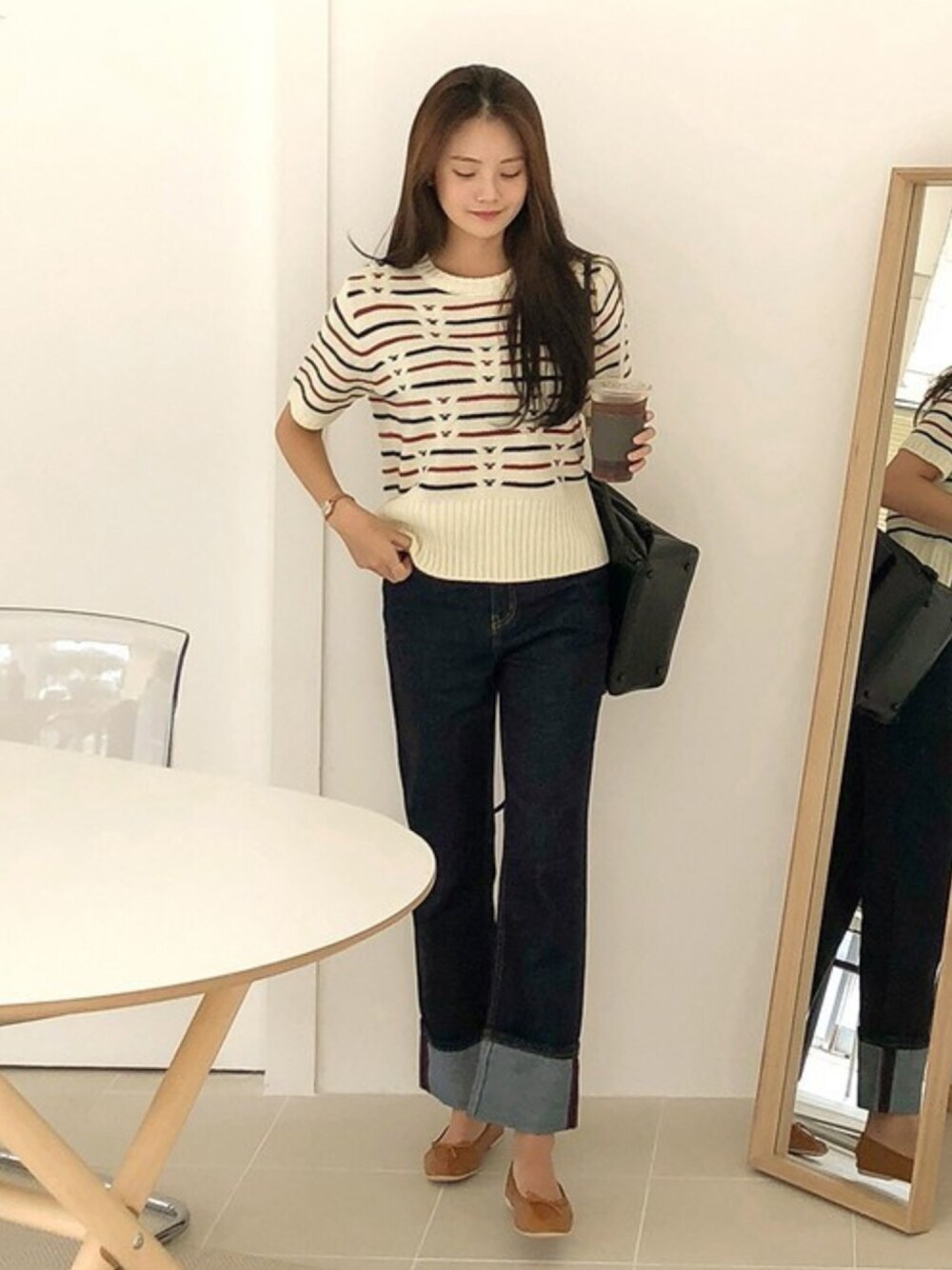 「ニット、デニム、大人カジュアル、デニムパンツ、韓国ファッション、cherrykoko、秋コーデ」｜「CHERRYKOKOのbaby toos, jeans（デニムパンツ、その他）」を使った、CHERRYKOKO (チェリーココ)さん（レディース・163cm）の秋コーディネートの1枚目の写真