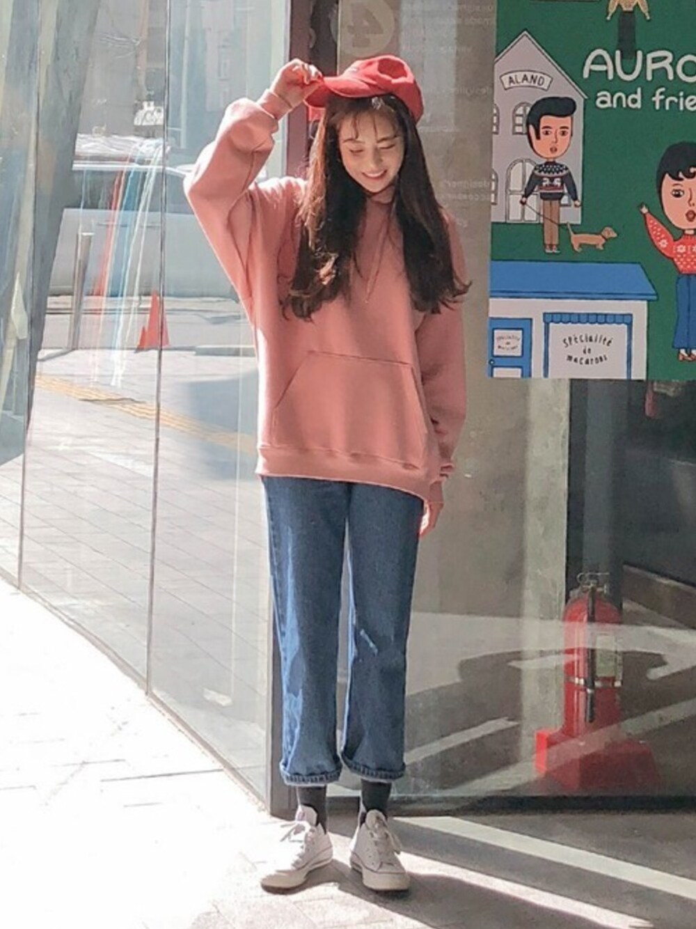 「スウェット、カジュアル、ピンク、パーカー、フード、プチプラ、韓国ファッション、cherrykoko」｜「CHERRYKOKOのfriendly love, tee（スウェット、ピンク系）」を使った、CHERRYKOKO (チェリーココ)さん（レディース・163cm）の秋コーディネートの1枚目の写真