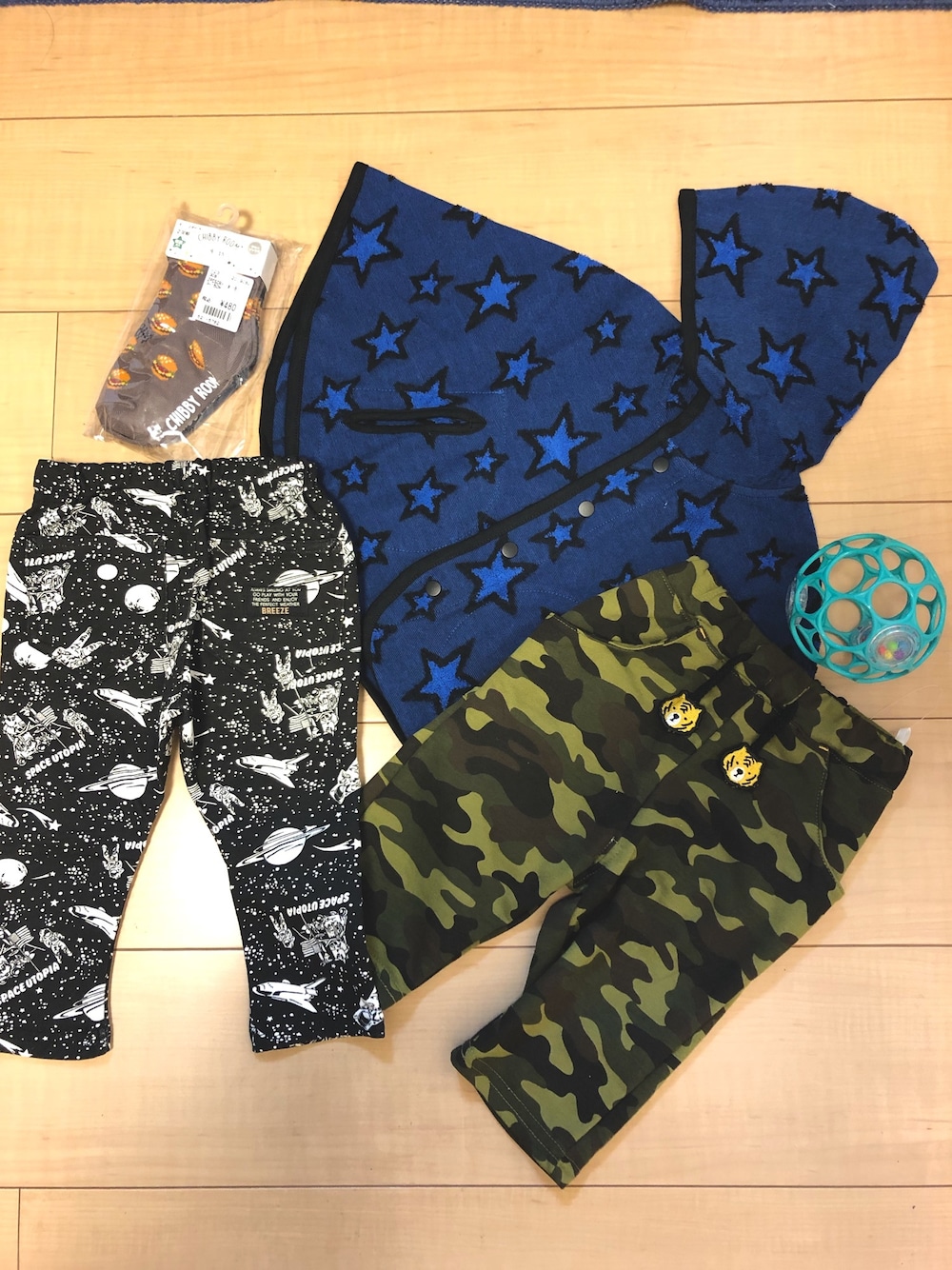「男の子、男の子コーデ、ベビー、ベビーコーデ、しまむら、birthday、BREEZE、Branshes、70cm」｜「BREEZEのアイテム（パンツ、その他）」を使った、りゅうのすけさん（キッズ・70cm）の秋コーディネートの1枚目の写真