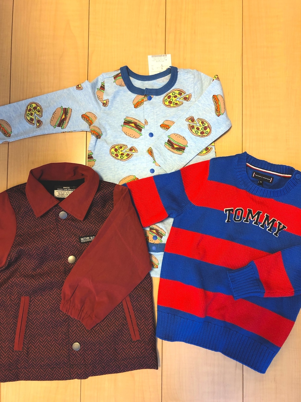 「SALE、TOMMY HILFIGER、BREEZE、アウトレット、baby、赤ちゃん、ベビー」｜「TOMMY HILFIGERのアイテム（ニット/セーター、その他）」を使った、りゅうのすけさん（キッズ・70cm）の冬コーディネートの1枚目の写真