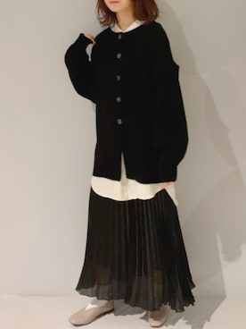 「earth music&ecology（アースミュージックアンドエコロジー）のアイテム（ニット/セーター、ブラック系）」を使った、yuunaさん（レディース・157cm）の冬コーディネート