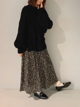 「earth music&ecology（アースミュージックアンドエコロジー）のアイテム（ニット/セーター、ブラック系）」を使った、yuunaさん（レディース・157cm）の冬コーディネート
