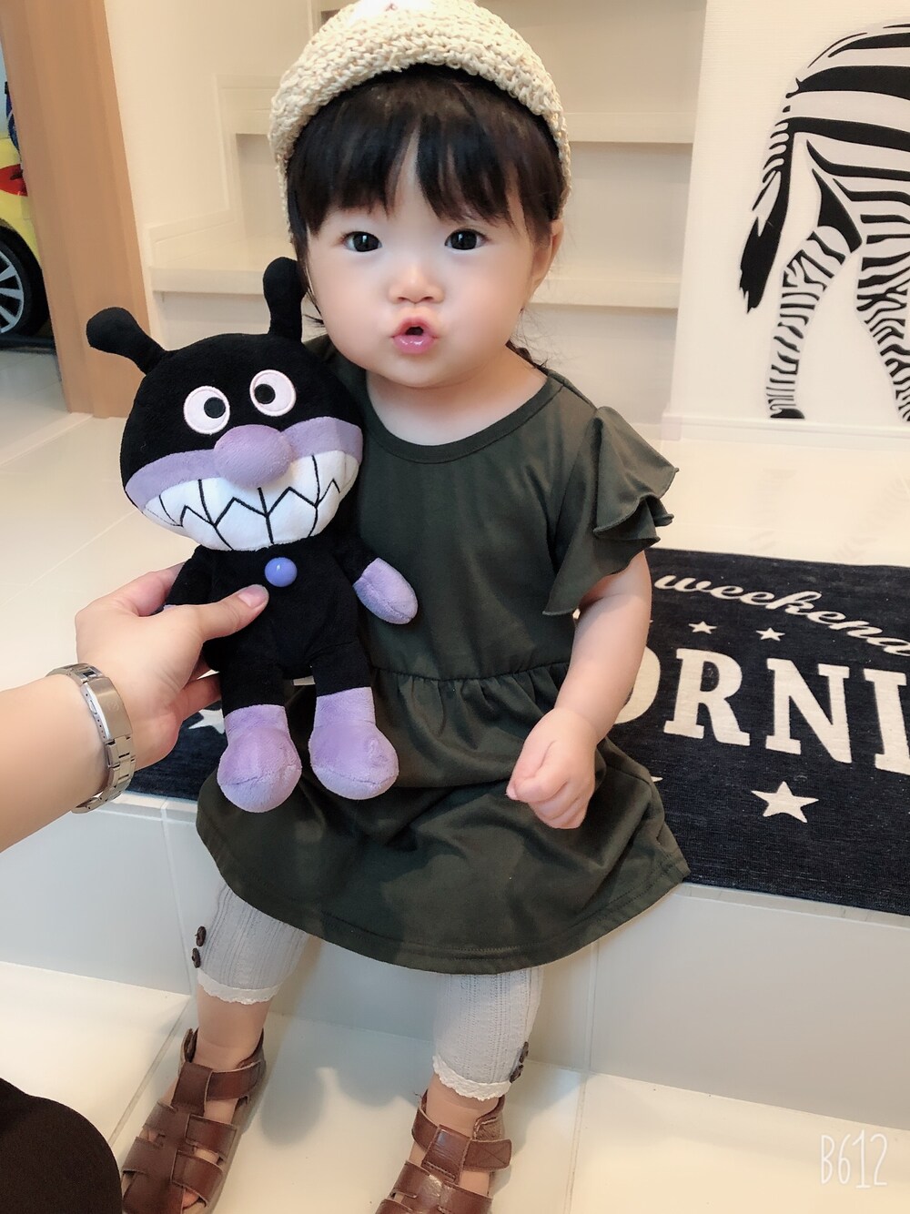 「ベビーコーデ、ベビーファッション、秋コーデ、1歳1ヶ月」｜「Birthdayのアイテム（キャップ、ベージュ系）」を使った、suiさん（レディース・158cm）の秋コーディネートの1枚目の写真
