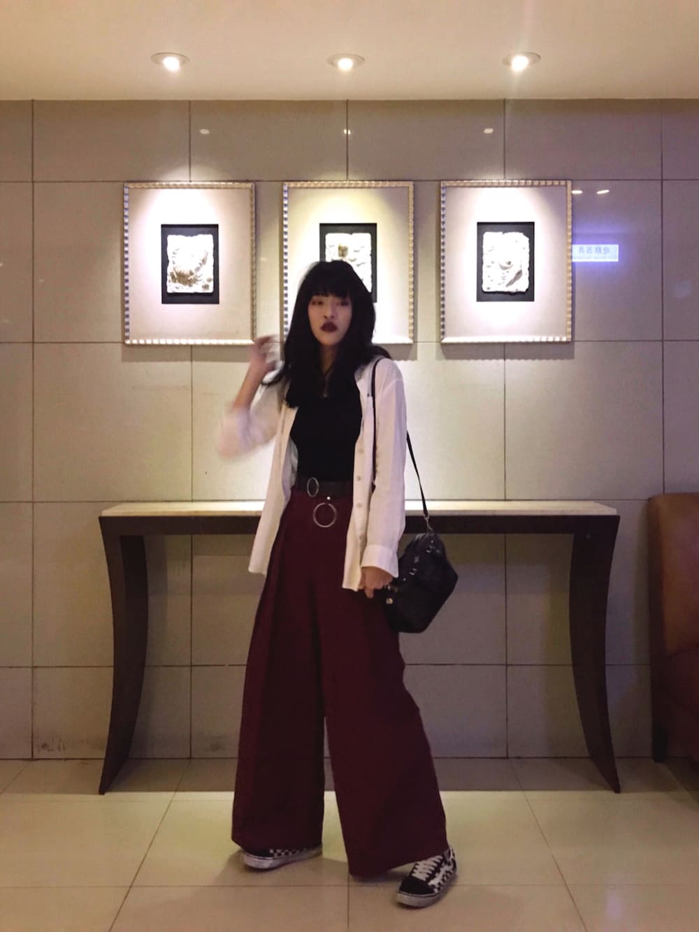 「COACH、Queen shop、VANS、UNIQLO」｜「QUEEN SHOPのアイテム（その他パンツ、レッド系）」を使った、rongggさん（レディース・170cm）の冬コーディネートの1枚目の写真