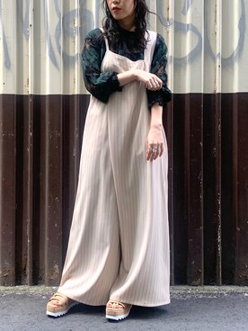 「OSMOSIS（オズモーシス）のアイテム（オールインワン・サロペット）」を使った、mizukiさん（レディース・156cm）の春コーディネート