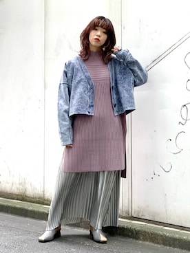 「OSMOSIS（オズモーシス）のアイテム（カーディガン/ボレロ、ブルー系）」を使った、mizukiさん（レディース・156cm）の秋コーディネート