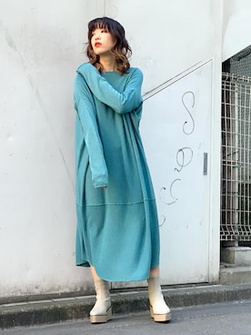 「OSMOSIS（オズモーシス）の切替ニットワンピース（ニット/セーター、グリーン系）」を使った、mizukiさん（レディース・156cm）の冬コーディネート