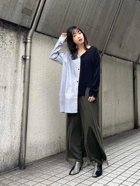 「OSMOSIS（オズモーシス）のアシンメトリー切替ニットカーディガン（ニット/セーター、ブラック系）」を使った、mizukiさん（レディース・156cm）の春コーディネート