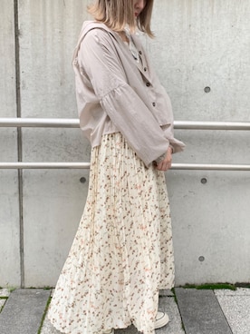 「apres jour（アプレジュール）のアイテム（Tシャツ/カットソー）」を使った、52tanさん（レディース・154cm）の春コーディネート