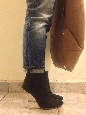 Irene Tsitiridesさんのコーディネート