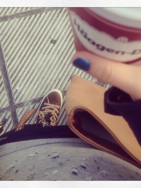 Irene Tsitiridesさんのコーディネート