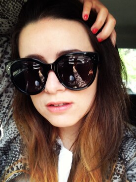 Irene Tsitiridesさんのコーディネート