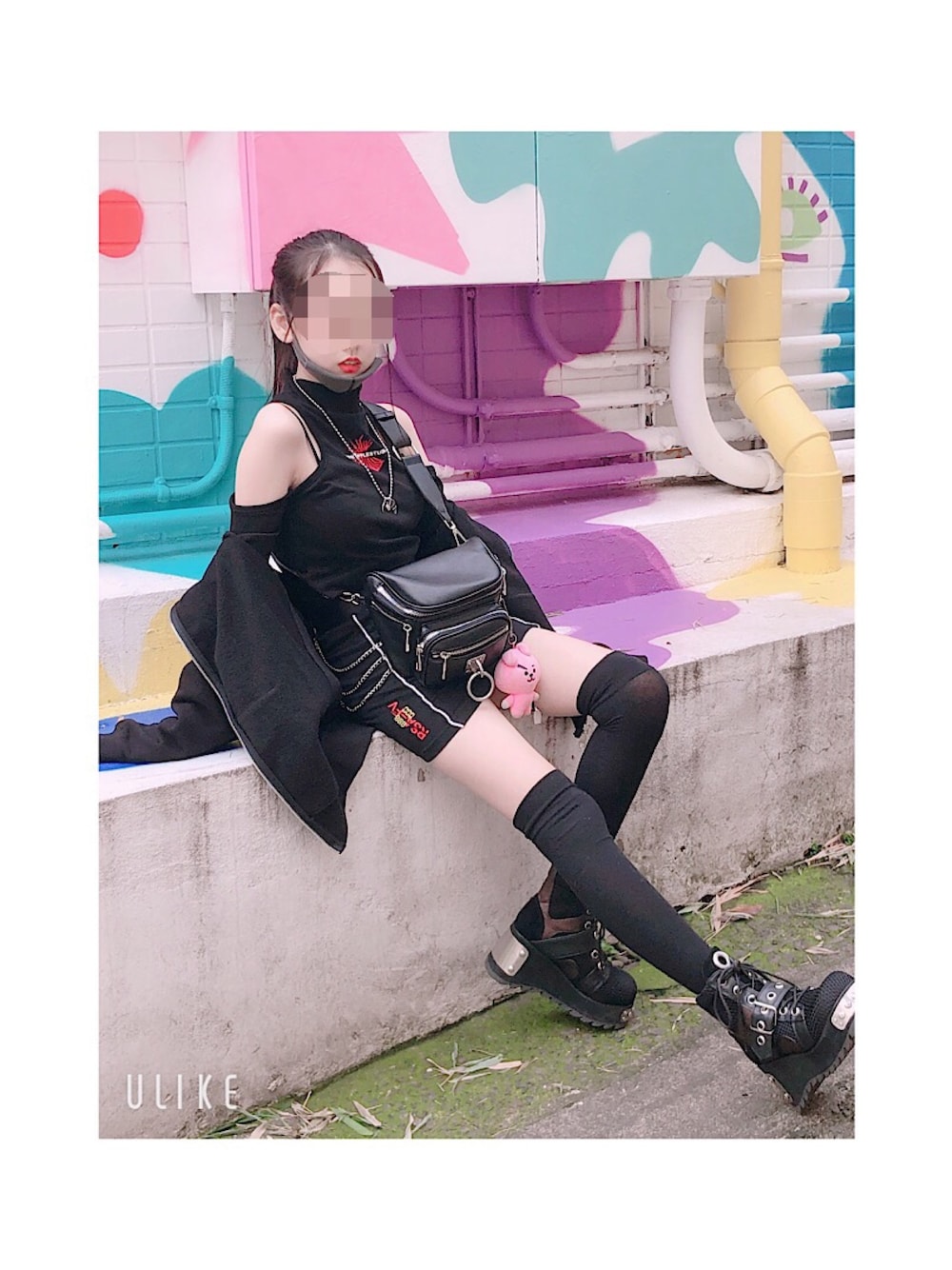 パーカー 肩 出し