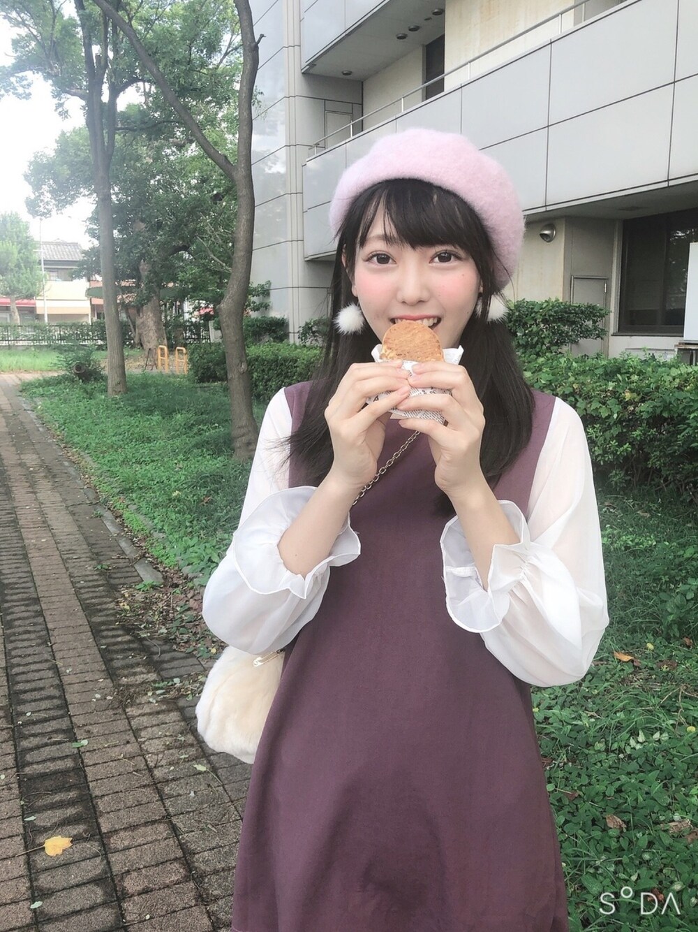 「GRLのアイテム（ワンピース/ドレス、その他）」を使った、あやこんこん☺︎さん（レディース・165cm）の秋コーディネートの1枚目の写真