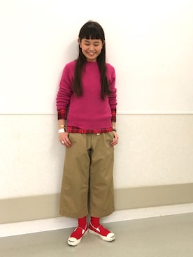 「アイテム（チノパンツ）」を使った、ASAMI OKANOさん（レディース・161cm）の冬コーディネート