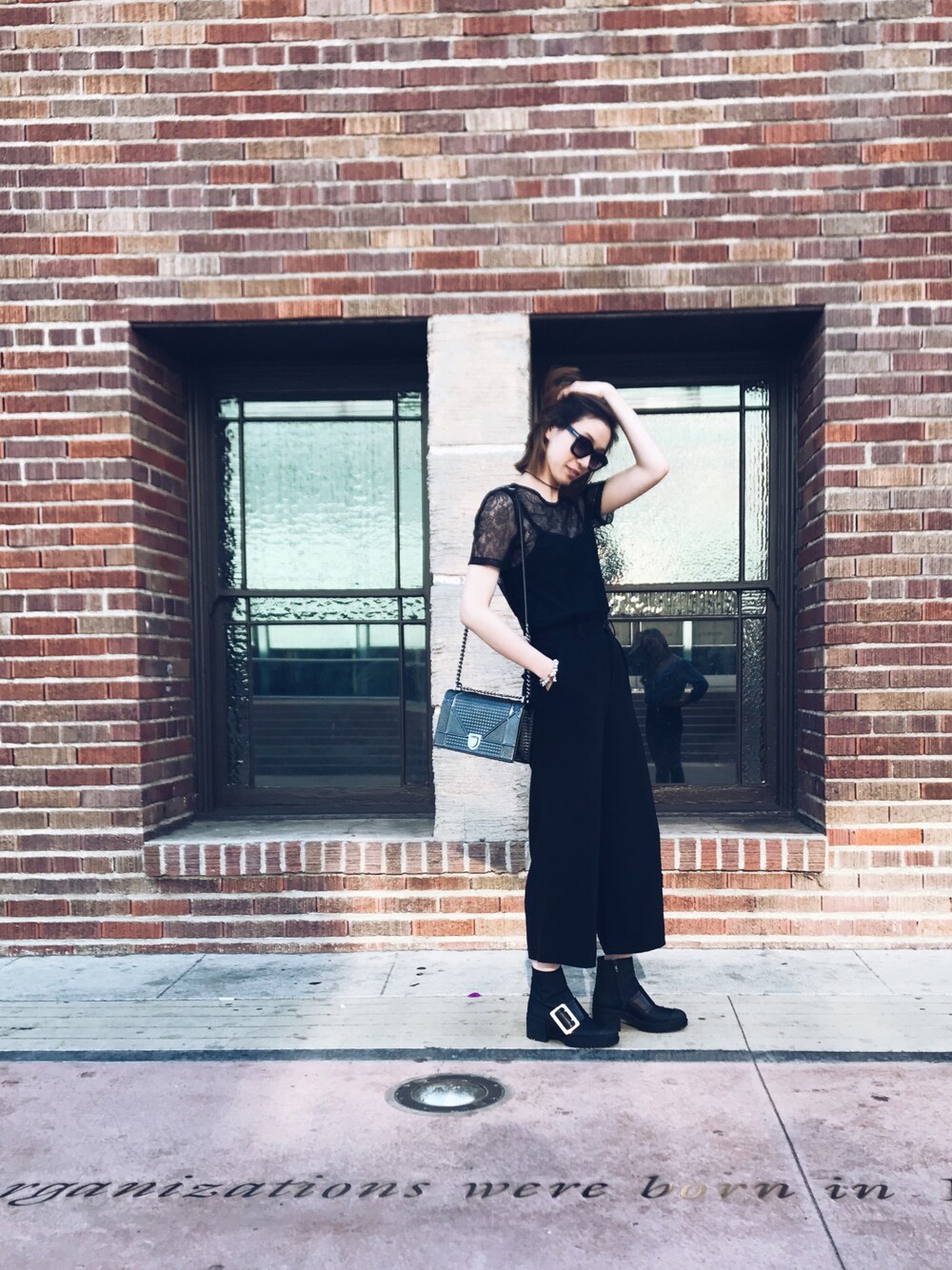 「summer、VINTAGE、lace top、boots、burberry、TOM FORD、Dior、culottes、ootd、outfit」｜「BURBERRYのアイテム（Tシャツ/カットソー、ブラック系）」を使った、JW_4さん（レディース・173cm）の夏コーディネートの1枚目の写真