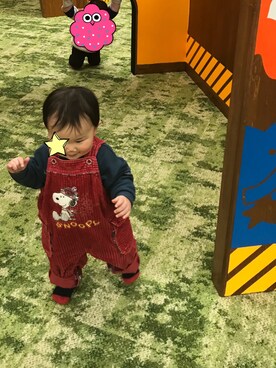 「SNOOPY（スヌーピー）のアイテム（オールインワン・サロペット）」を使った、ゆっきさん（キッズ・70cm）の冬コーディネート