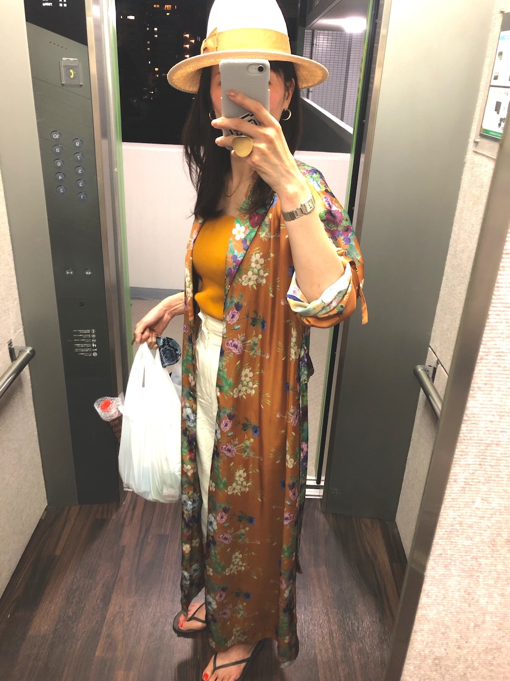 「秋のコーデ、オトナ女子、きれいめカジュアル、パンツスタイル、テラコッタ」｜「AULAのアイテム（シャツワンピース、その他）」を使った、hiromin☆さん（レディース・170cm）の秋コーディネートの1枚目の写真