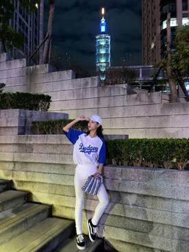 「halloween」｜「アイテム（帽子）」を使った、余郡竺さん（レディース・159cm）の秋コーディネート
