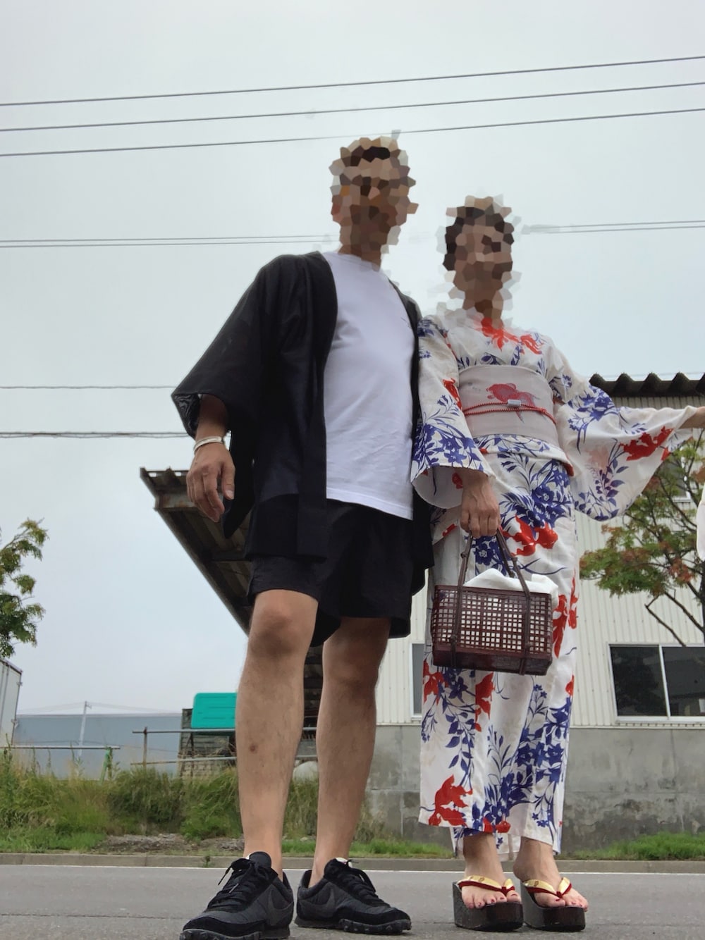 「夏コーデ、お祭り、おまつり、花火大会、花火、おやじコーデ」｜「THE NORTH FACEのアイテム（パンツ、ブラック系）」を使った、jyakkyさん（メンズ・171cm）の夏コーディネートの1枚目の写真