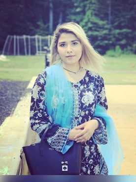 「Charlotte」｜Hiba Sirajさん（レディース・165cm）の秋コーディネート