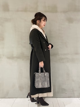 「andemiu」｜「アイテム（その他アウター）」を使った、たかみなさん（レディース・166cm）の秋コーディネート