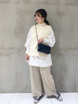 「サテンパンツ」｜「アイテム（シャツワンピース）」を使った、たかみなさん（レディース・166cm）の冬コーディネート