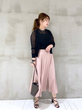 「スクエアトゥ」｜「アイテム（アンサンブル）」を使った、たかみなさん（レディース・166cm）の春コーディネート