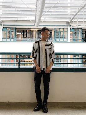 「TOPMAN（トップマン）のアイテム（デニムパンツ）」を使った、Woshionさん（メンズ・171cm）の夏コーディネート