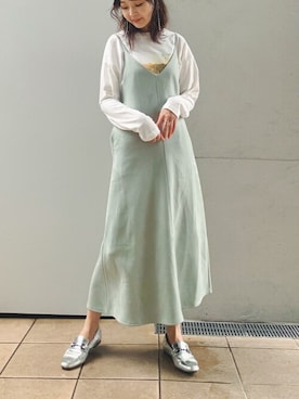 「アイテム（ワンピース/ドレス、グリーン系）」を使った、ViS onlineさん（レディース・165cm）の秋コーディネート