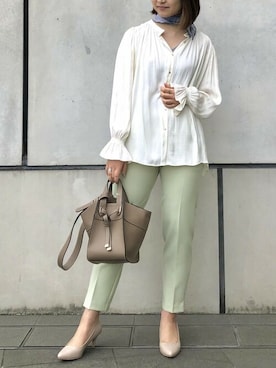 「ギャザーブラウス」｜ViS onlineさん（レディース・159cm）の冬コーディネート