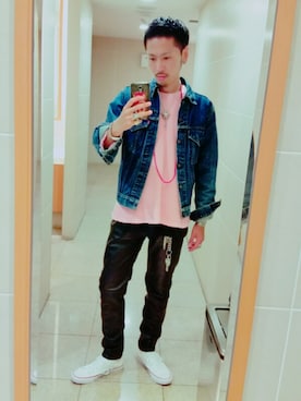「レザー」｜「アイテム（チャーム）」を使った、Y-DRAGONさん（メンズ・176cm）の冬コーディネート