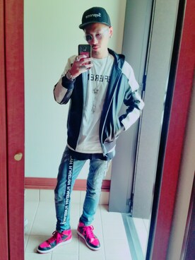 「Cody Sanderson」｜「アイテム（キャップ）」を使った、Y-DRAGONさん（メンズ・176cm）の春コーディネート