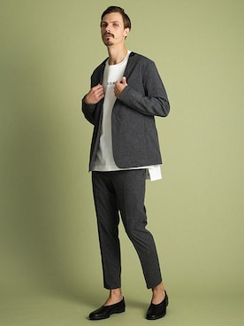 「UNITED TOKYO（ユナイテッドトウキョウ）のアイテム（ノーカラージャケット）」を使った、<OFFICIAL>UNITED TOKYO MENSさん（メンズ・184cm）の春コーディネート
