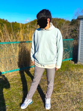 「TAKEO KIKUCHI（タケオキクチ）のアイテム（スウェット）」を使った、yukiさん（メンズ・178cm）の春コーディネート